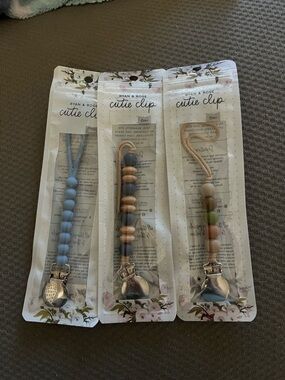 Ryan & Rose 3 pack of Cutie Pacifier clip